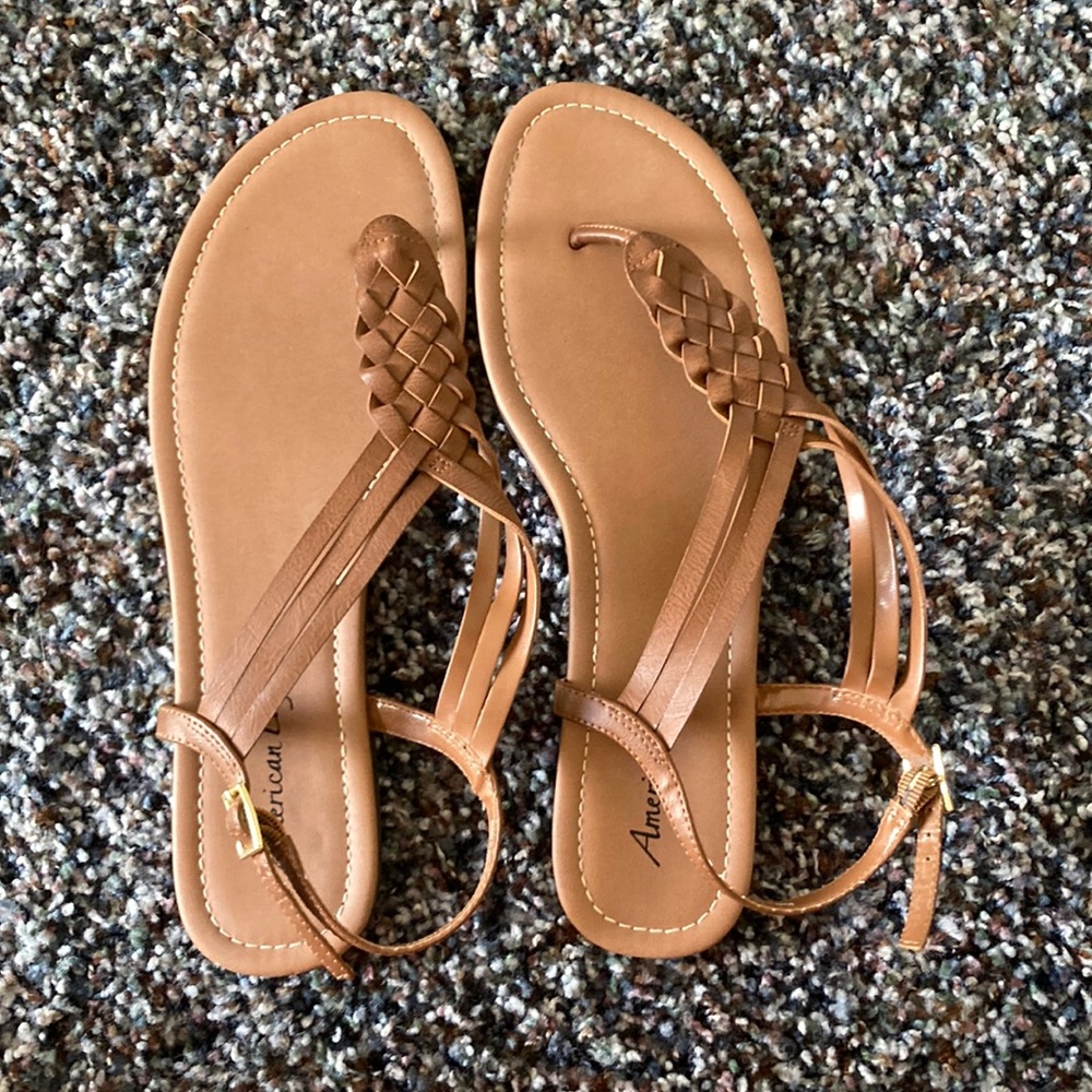 American Eagle Sandals